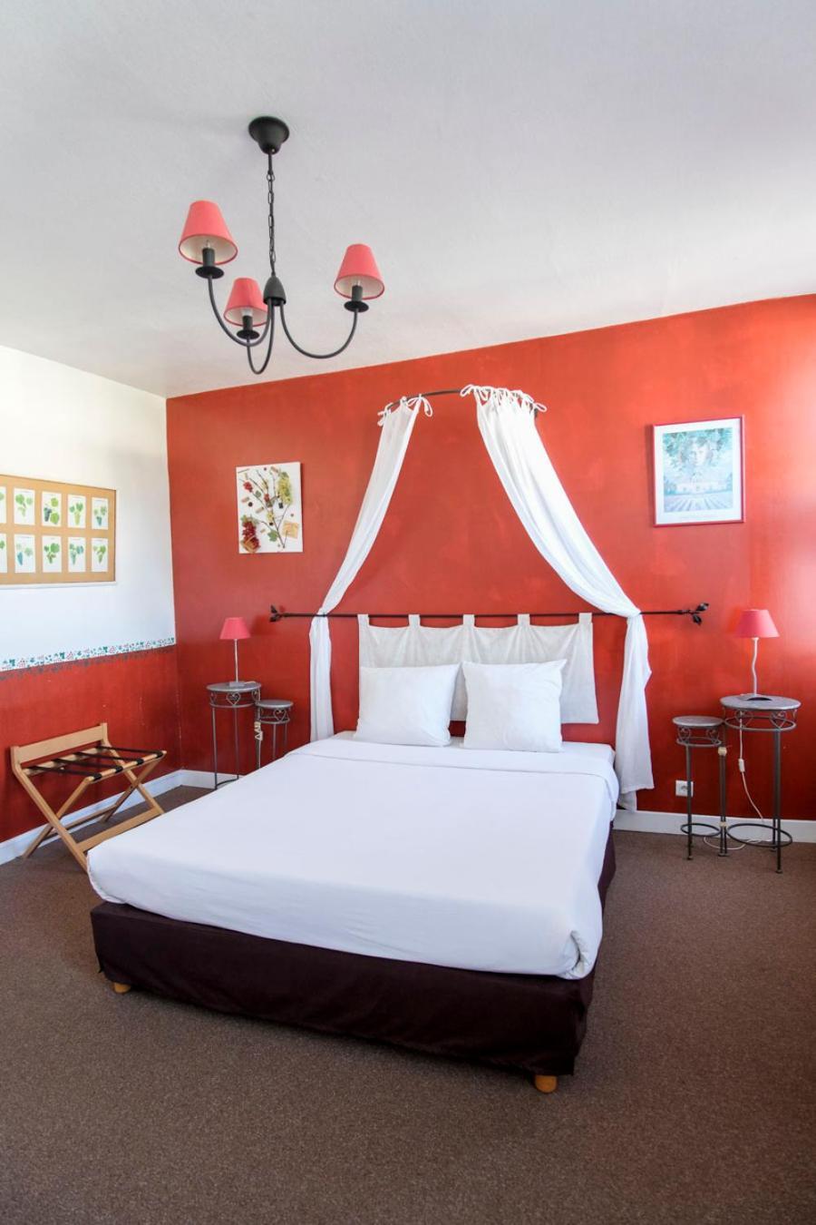 Les Gues Rivieres Bed & Breakfast Pujols  Стая снимка