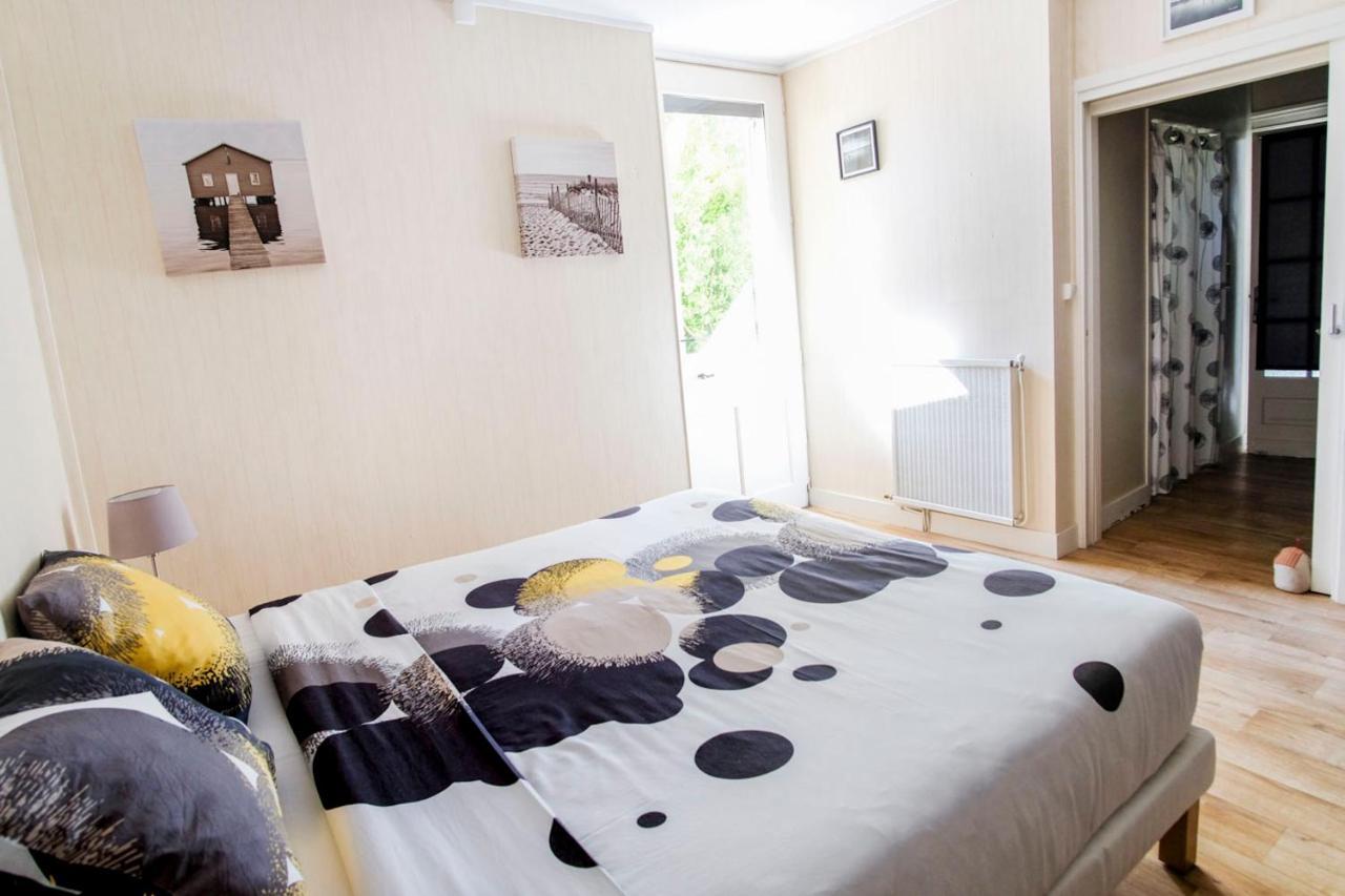 Les Gues Rivieres Bed & Breakfast Pujols  Екстериор снимка
