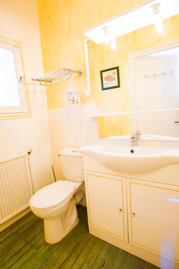 Les Gues Rivieres Bed & Breakfast Pujols  Екстериор снимка
